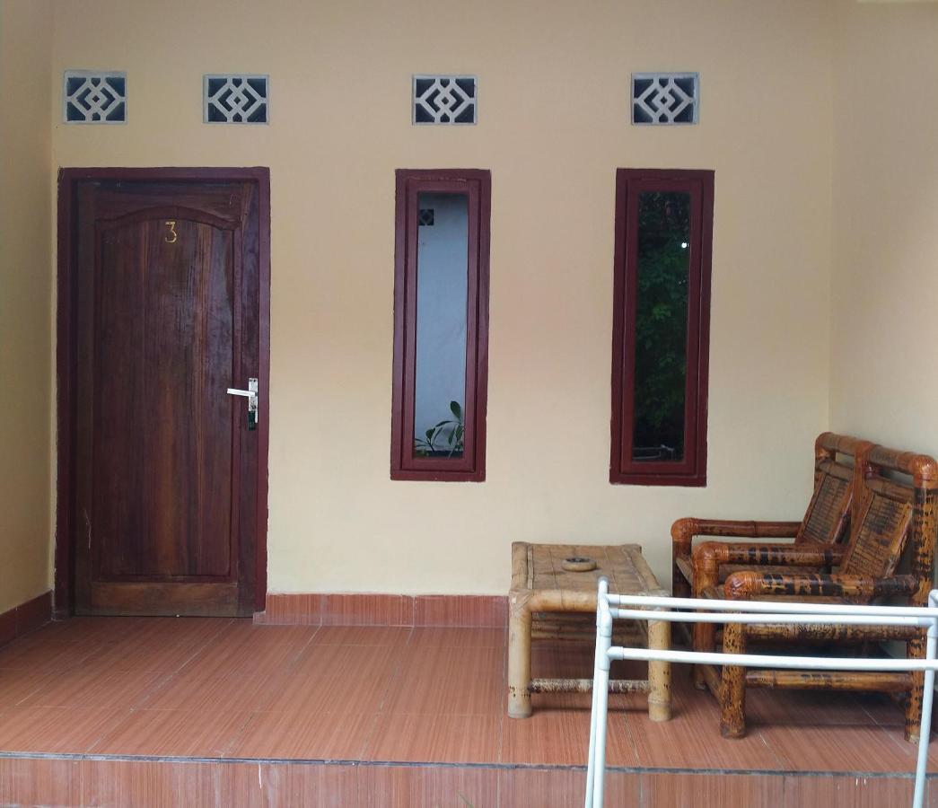 Kuta Garden Homestay Экстерьер фото