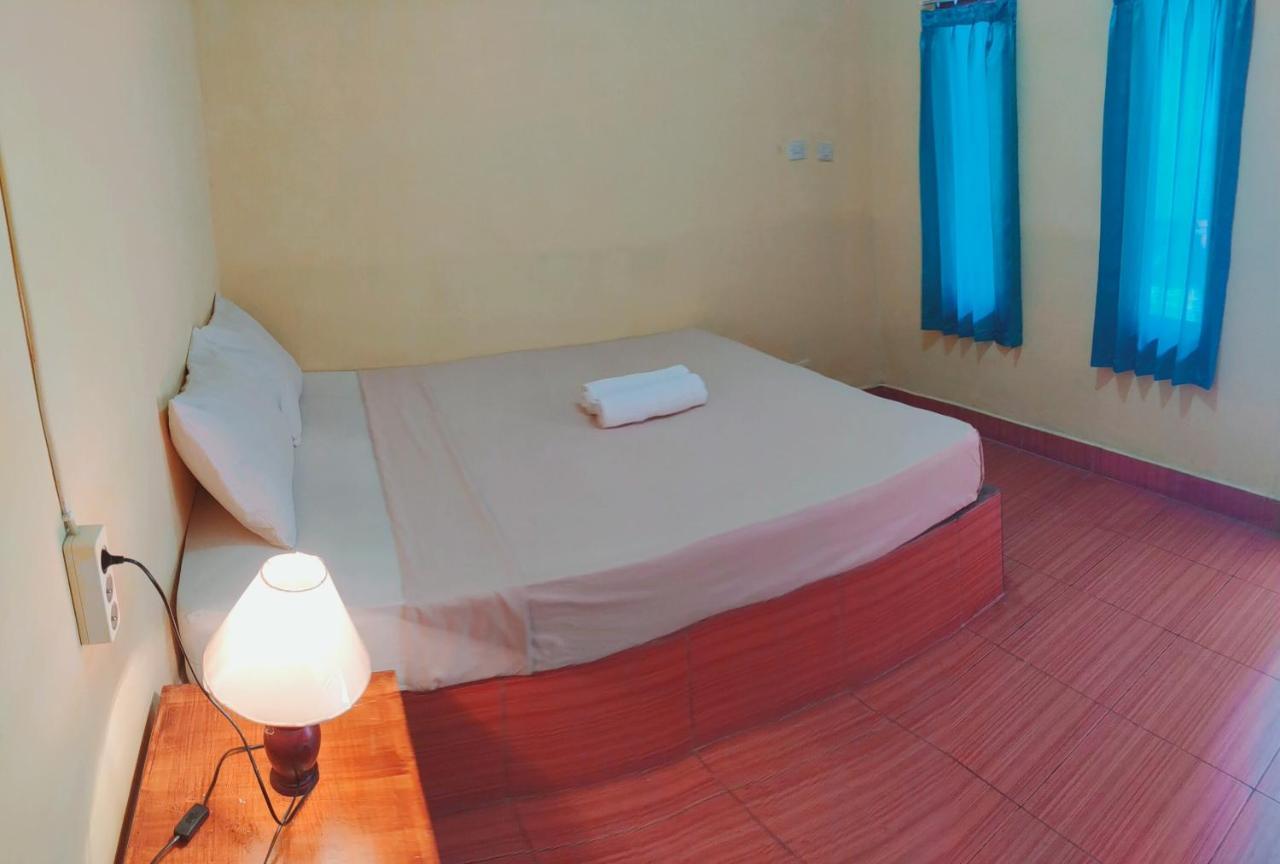 Kuta Garden Homestay Экстерьер фото